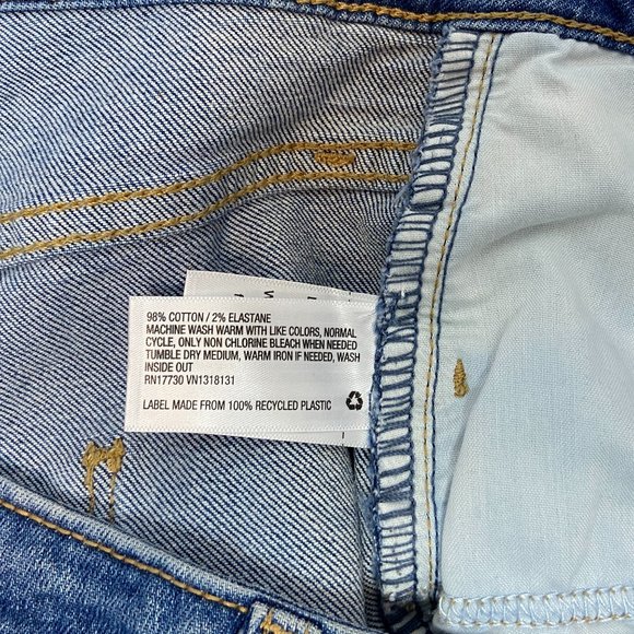 Universal Thread High Rise Straight Fitted Denim Jeans Medium Wash Blue NWT - Picture 10 of 10